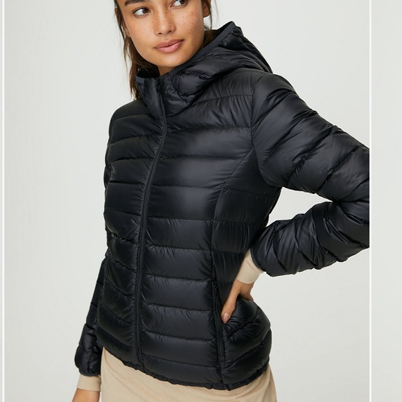 Aritzia TNA Botanie Goose Down Puffer coat - Picture 2 of 3